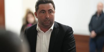 Petrović nakon isključenja iz stranke: “Još nije zvonilo”